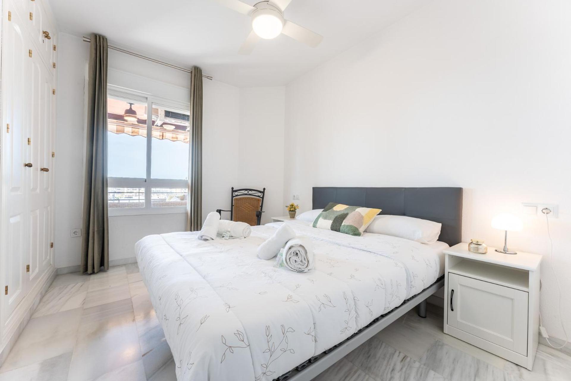 Malagasuite Coastal Paradise Fuengirola Exterior photo