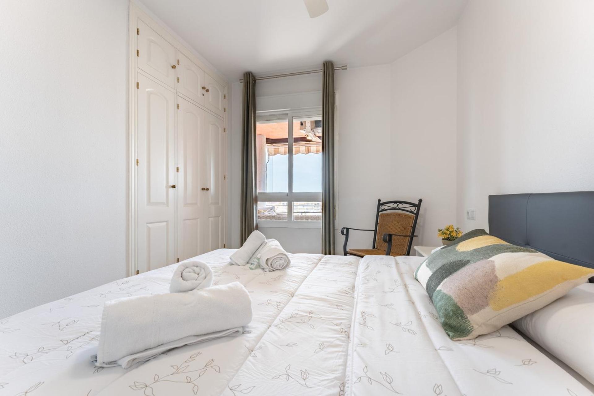 Malagasuite Coastal Paradise Fuengirola Exterior photo